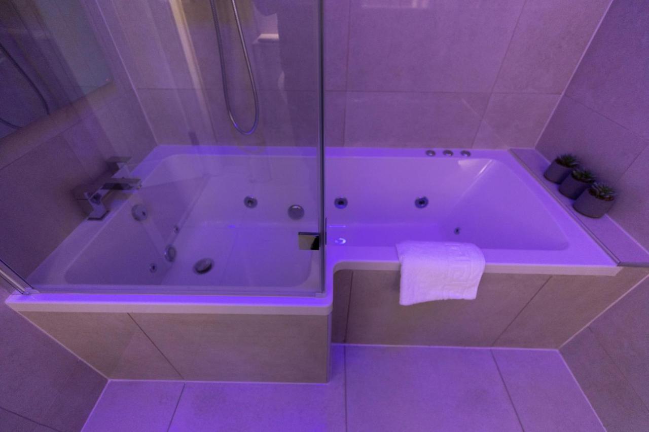 Spire Ltd 4*